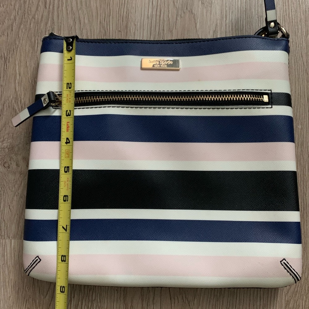 Crossbody bag